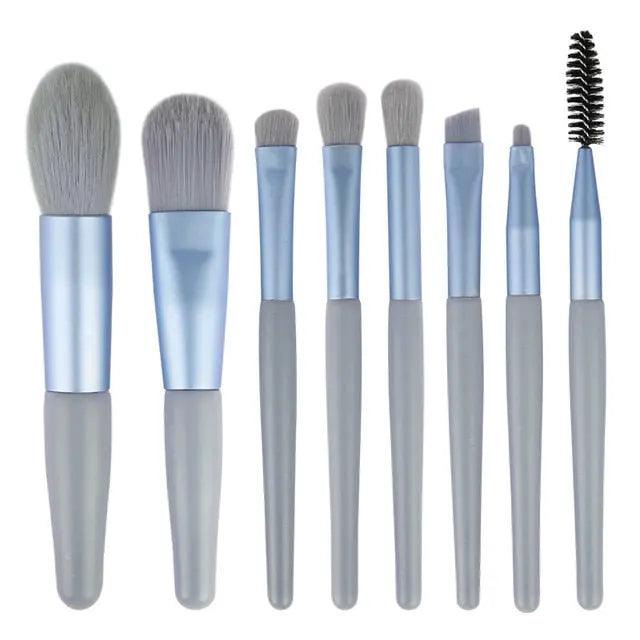 Comfortable Plastic Handle Brushes