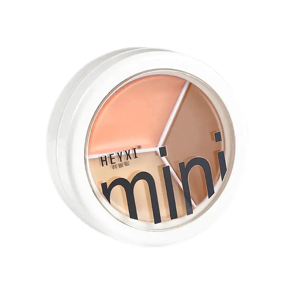 Moisturizing Contour Concealer Palette with Brush - Full Overview